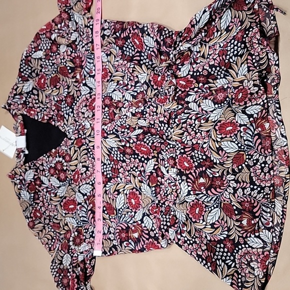 Liz Claiborne Size PS Navy Floral Blouse, Tie Waist, Faux Wrap, V Neck, NEW - Picture 6 of 13